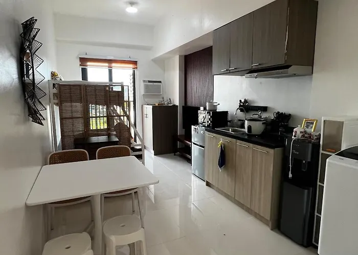 Modern With Balcony And View Near Bgc
