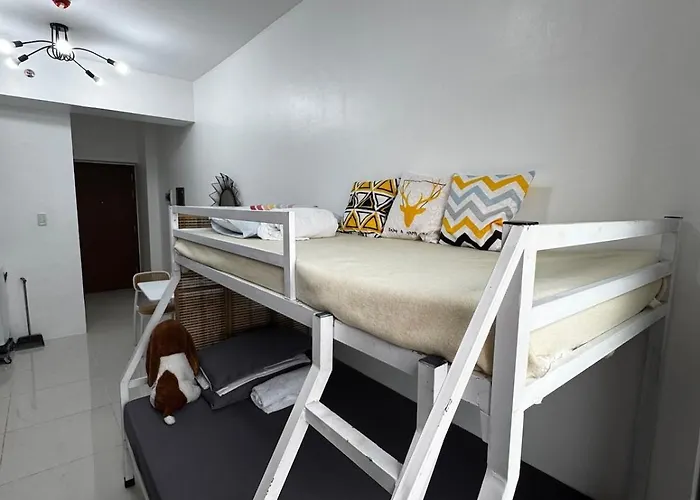 Modern With Balcony And View Near Bgc