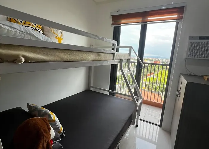 Modern With Balcony And View Near Bgc Apartment *